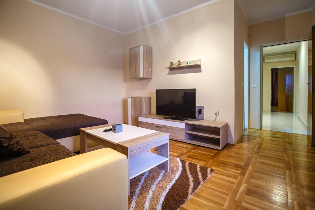 Apartments Slavko Supetarska Draga Εξωτερικό φωτογραφία