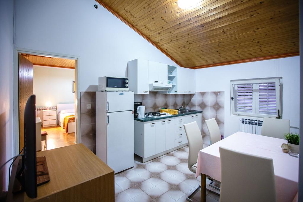 Apartments Slavko Supetarska Draga Εξωτερικό φωτογραφία